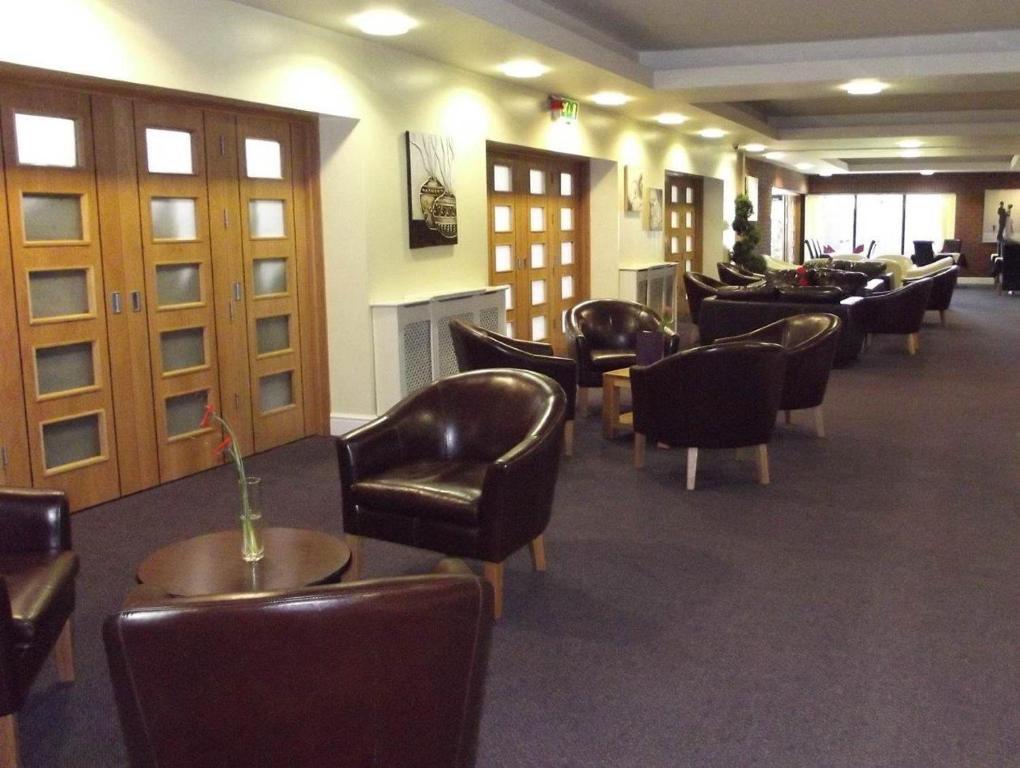 Calderfields Golf & Country Club Hotel Walsall Exterior photo