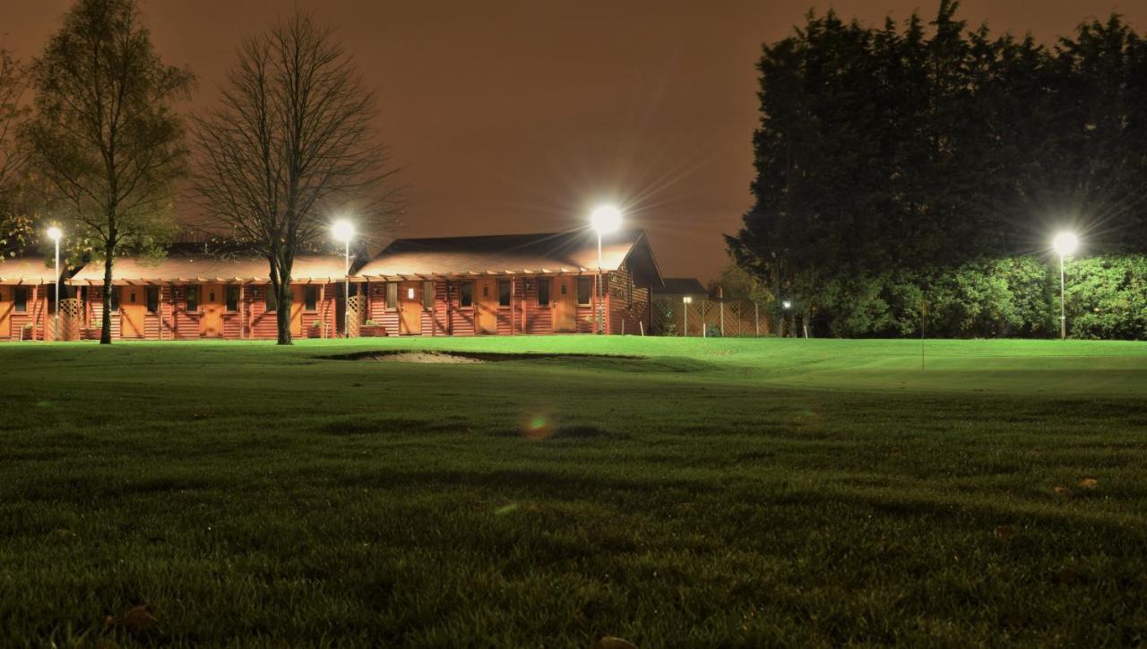 Calderfields Golf & Country Club Hotel Walsall Exterior photo
